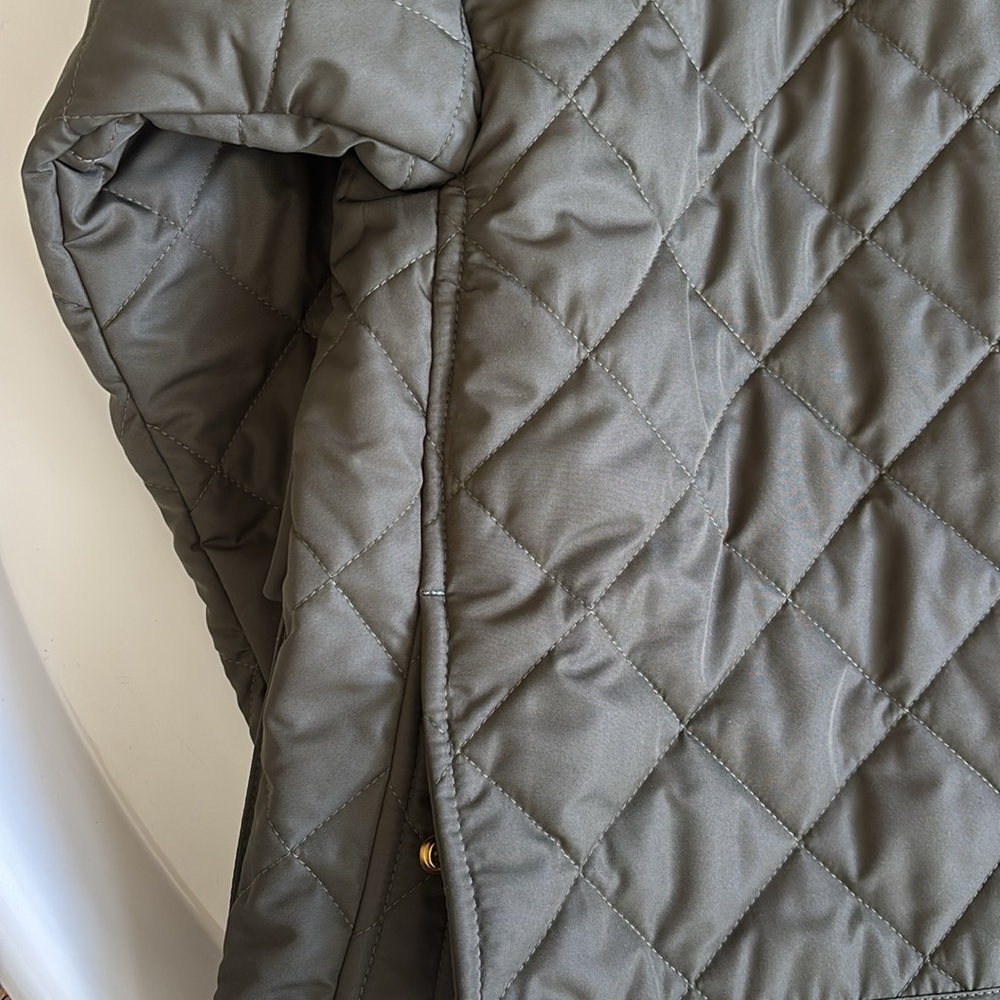 Celine Quilted Puffer Jacket - Dark Green and Brown. Hunting jacket - Picture 10 of 11